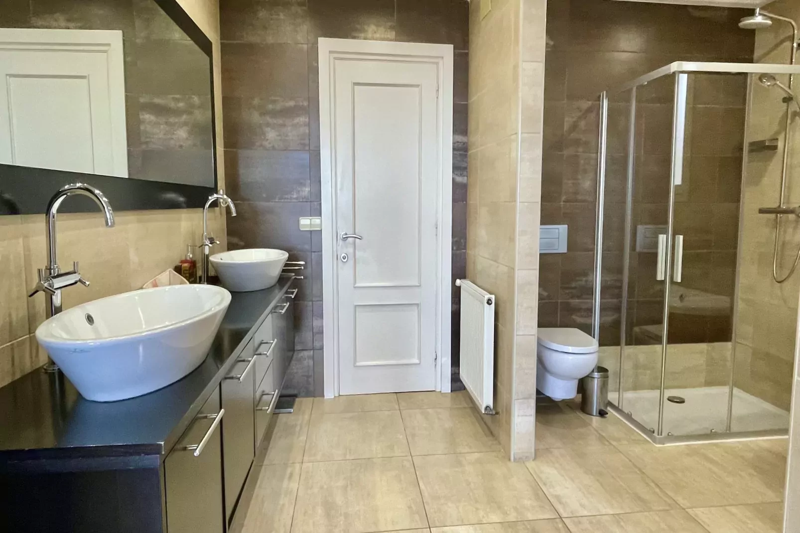 VILLA CANTABRIC-Bathroom