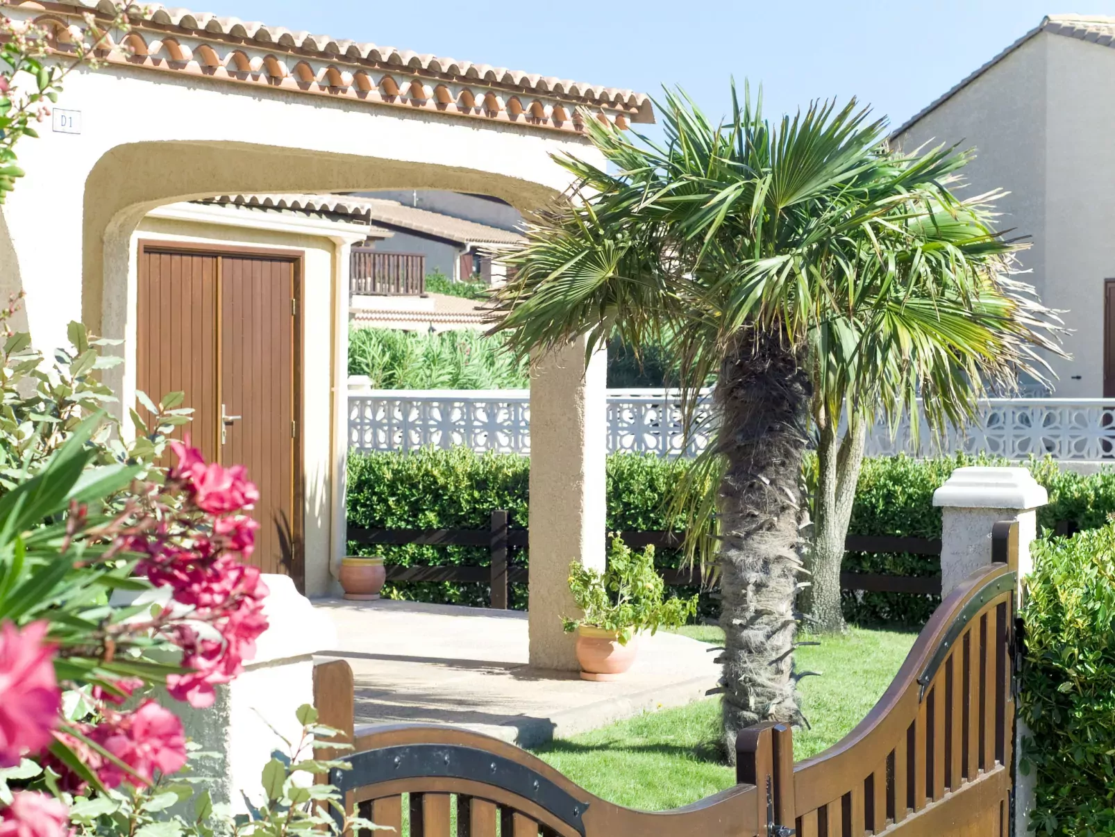 Domaine des Tamaris-Outside