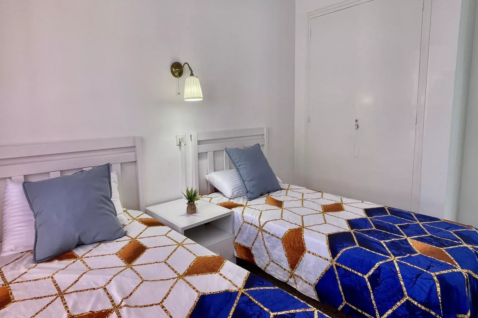 OMEGA 4 2-C-Chambre