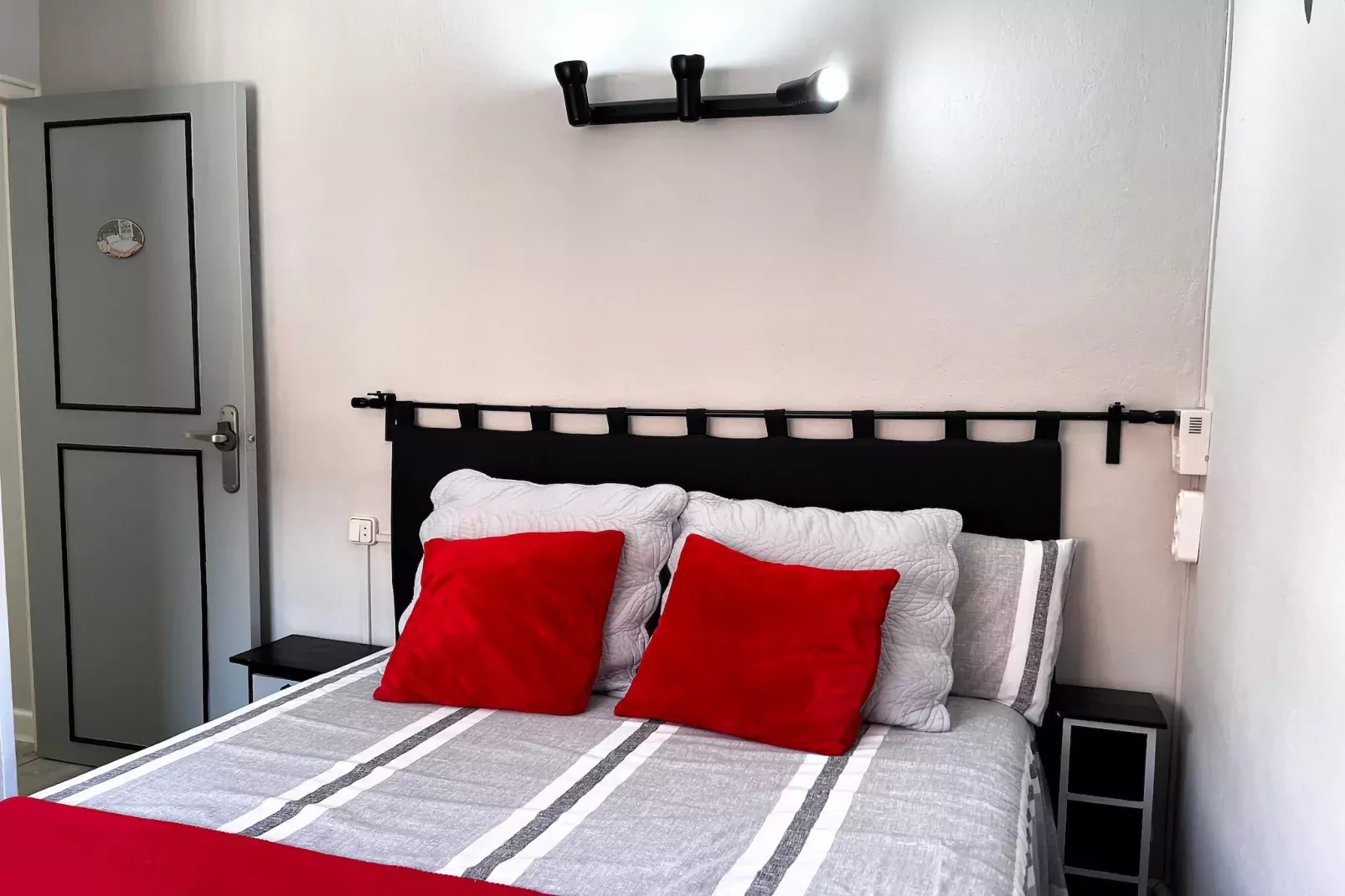 PORT 40 ATIC-Bedroom