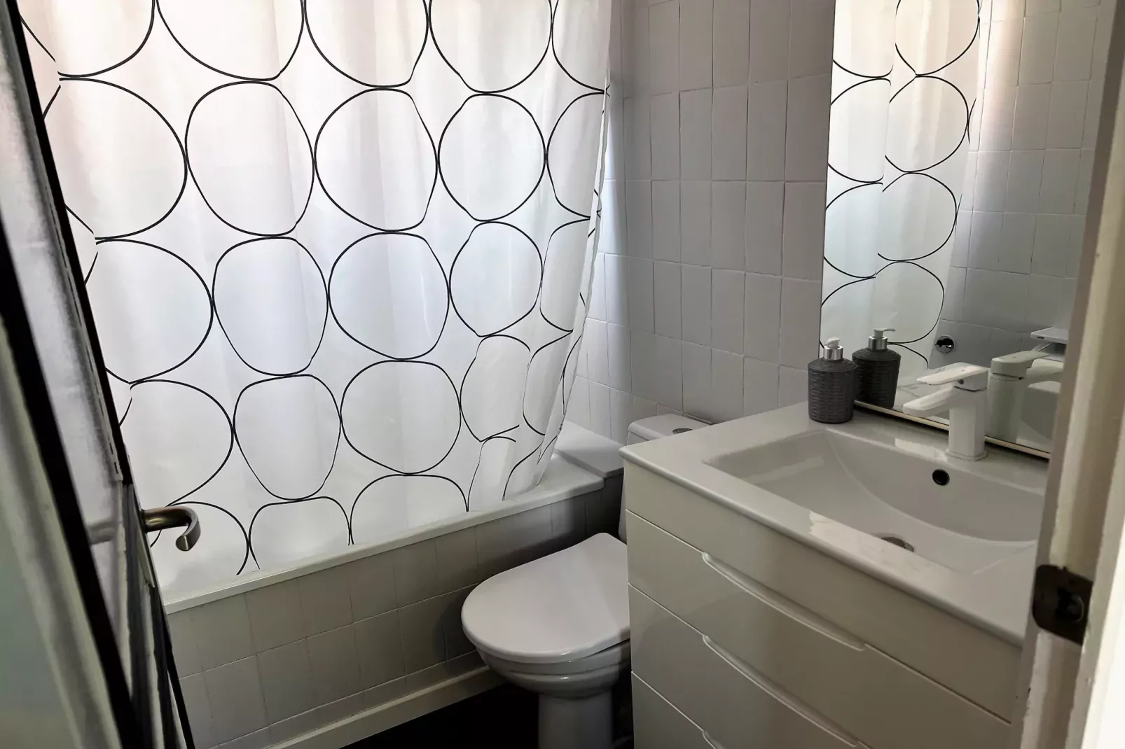 PORT 40 ATIC-Bathroom