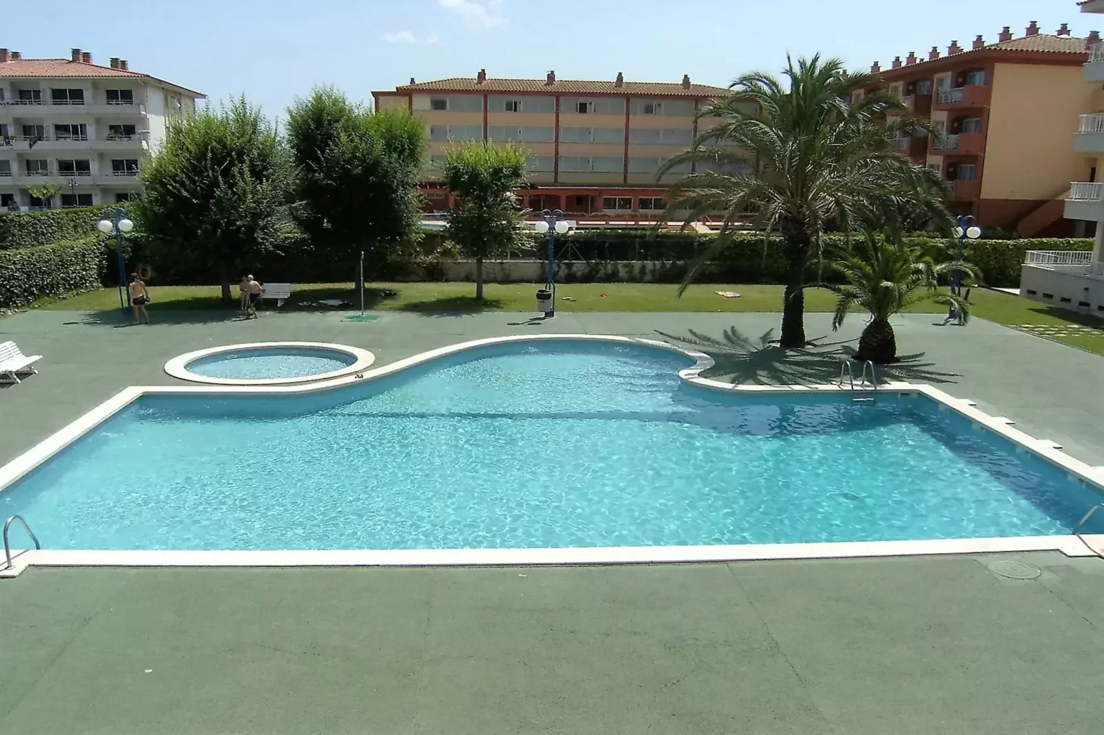 BLAUMAR B-36-Pool