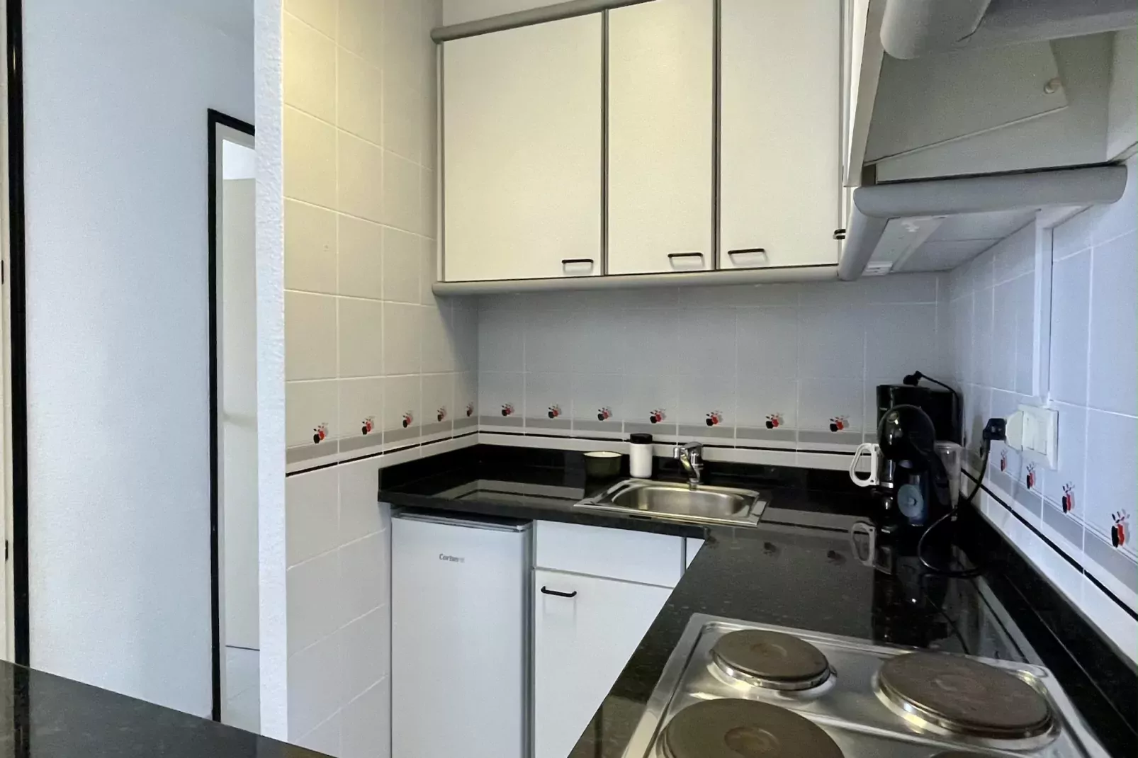 BLAUMAR B-36-Kitchen