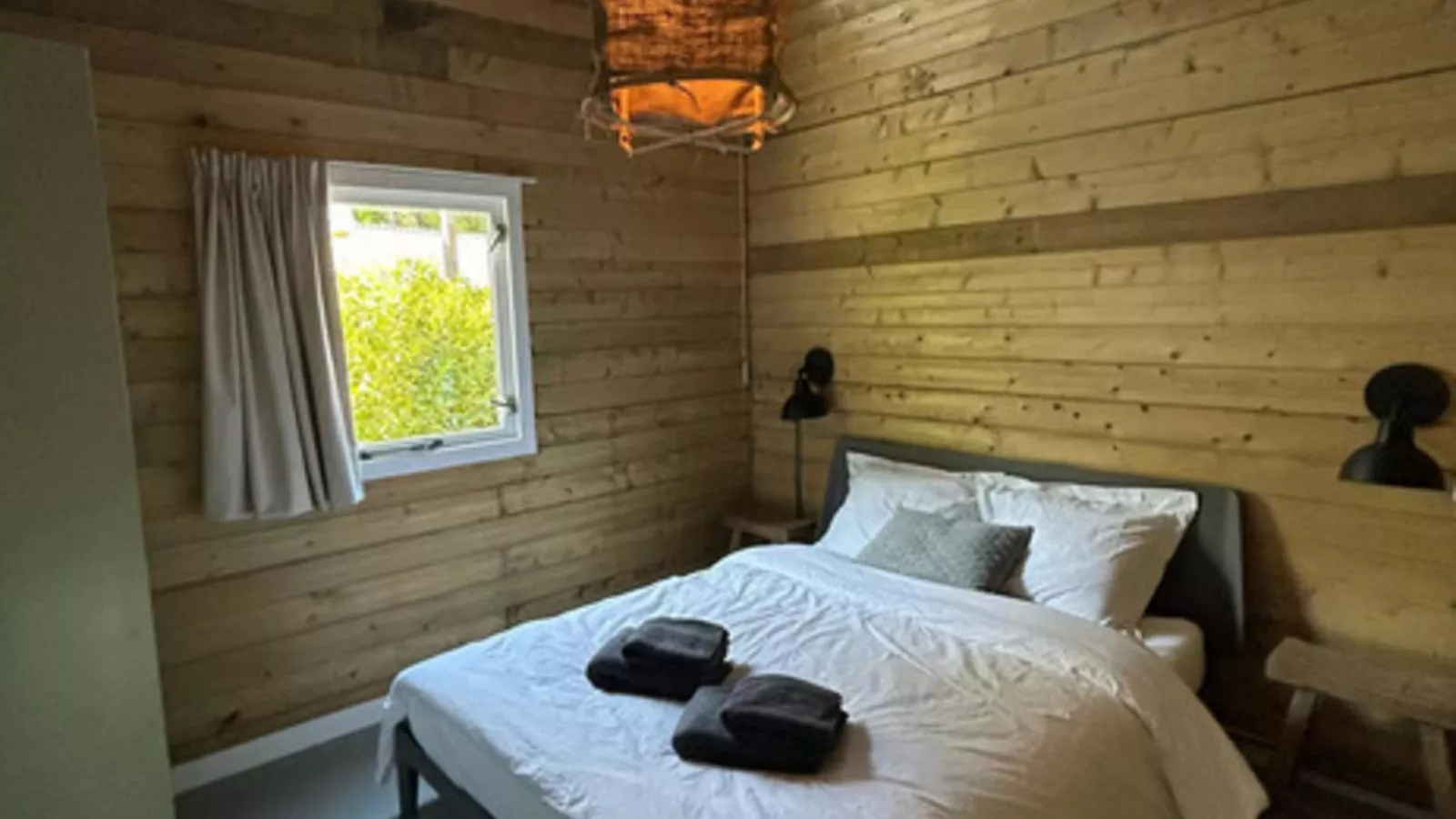Oak Valley 17-Bedroom