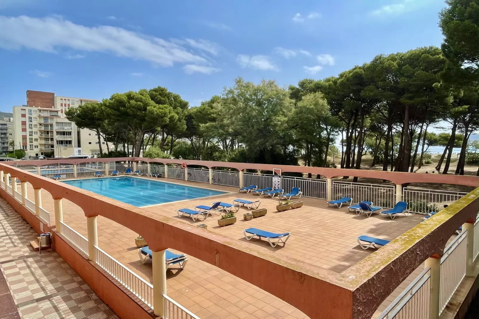 SALLES BEACH 03-Outdoor