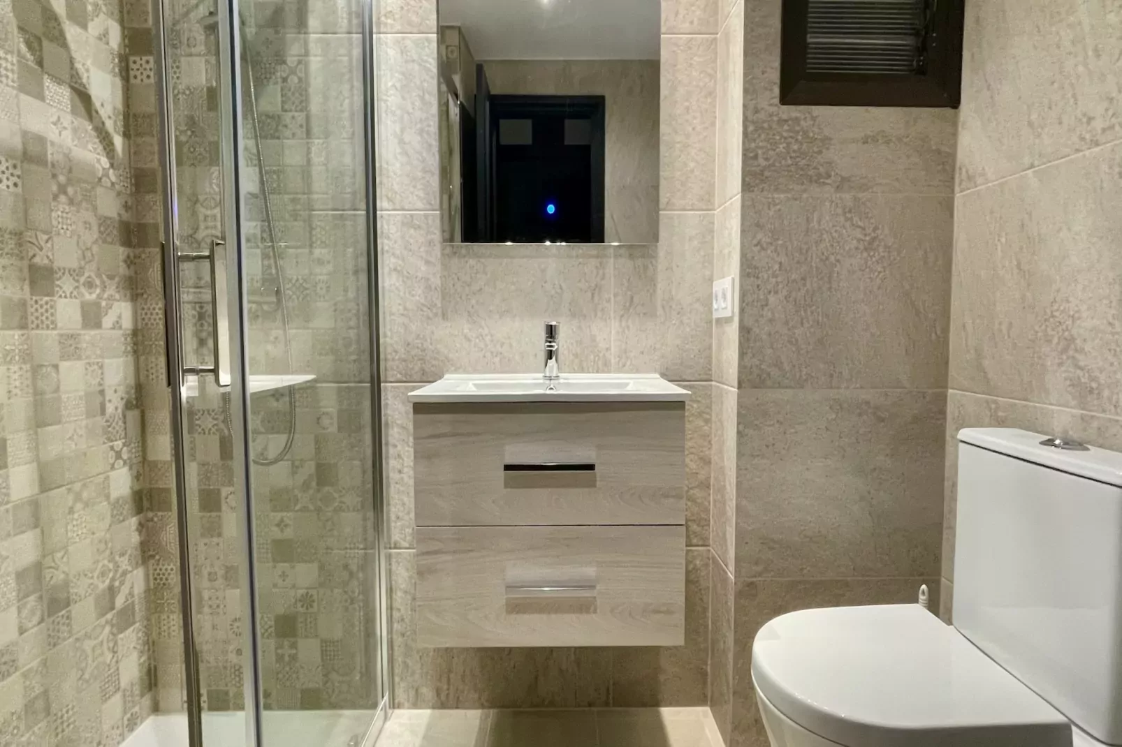 SALLES BEACH 05-Badezimmer