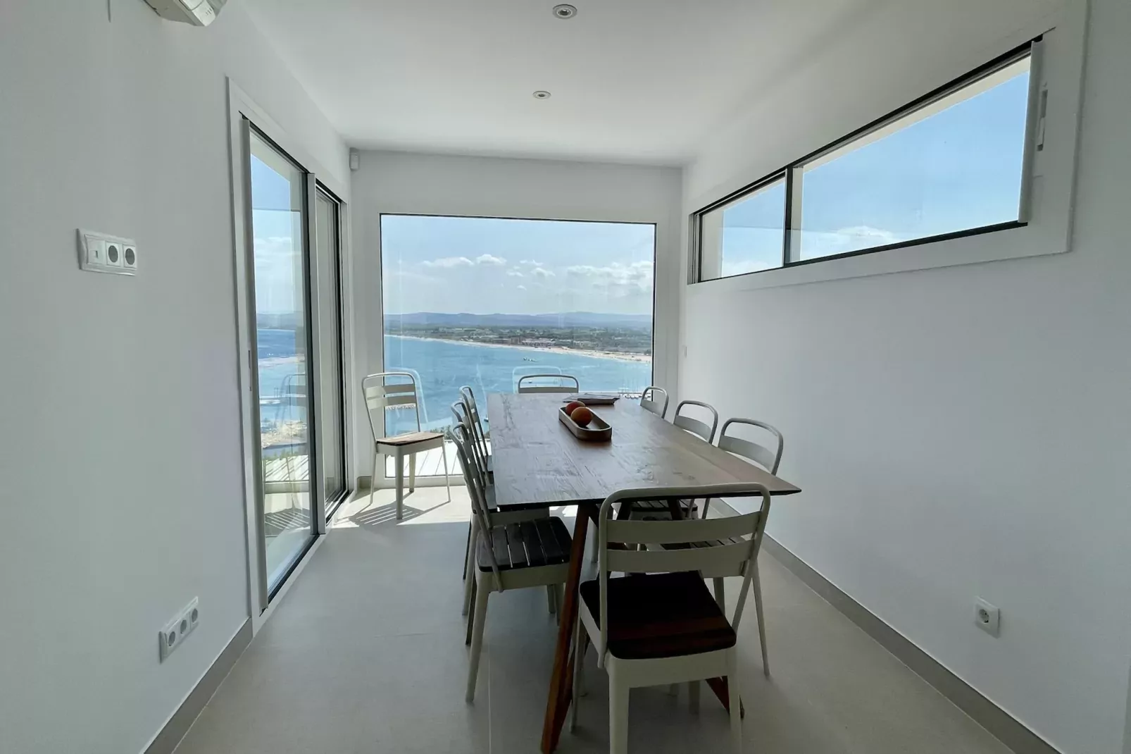 CAP DE LA BARRA 61-Dining room
