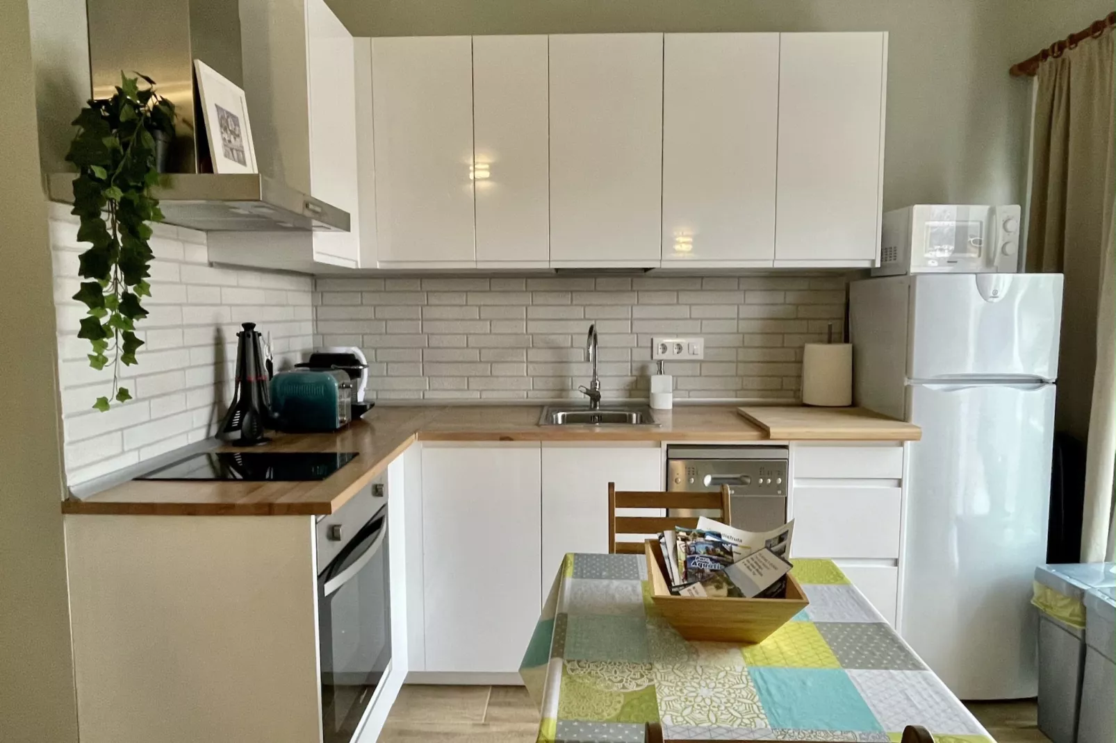 ARGONAVIS 317-Kitchen