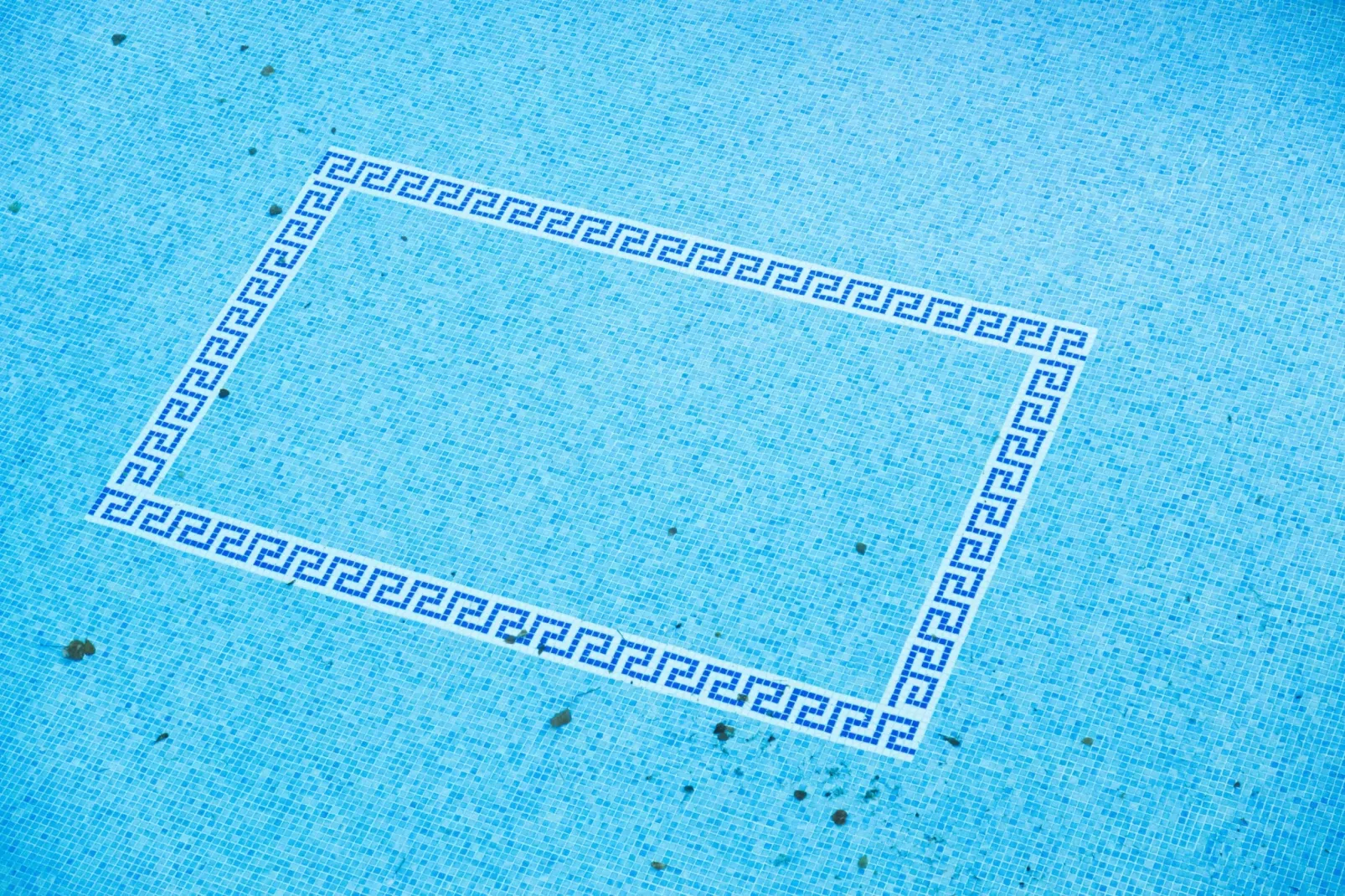 VICTORIA PARK 2-4-Pool