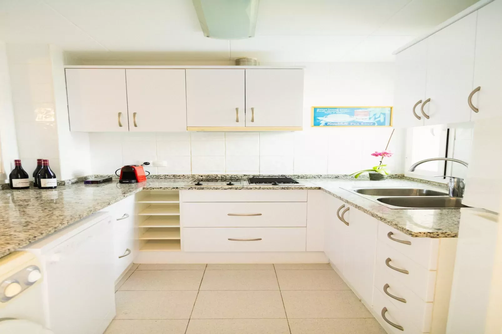 VICTORIA PARK 2-4-Kitchen