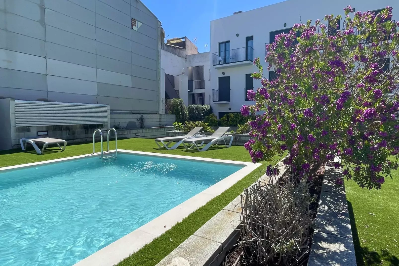 poolofhouse