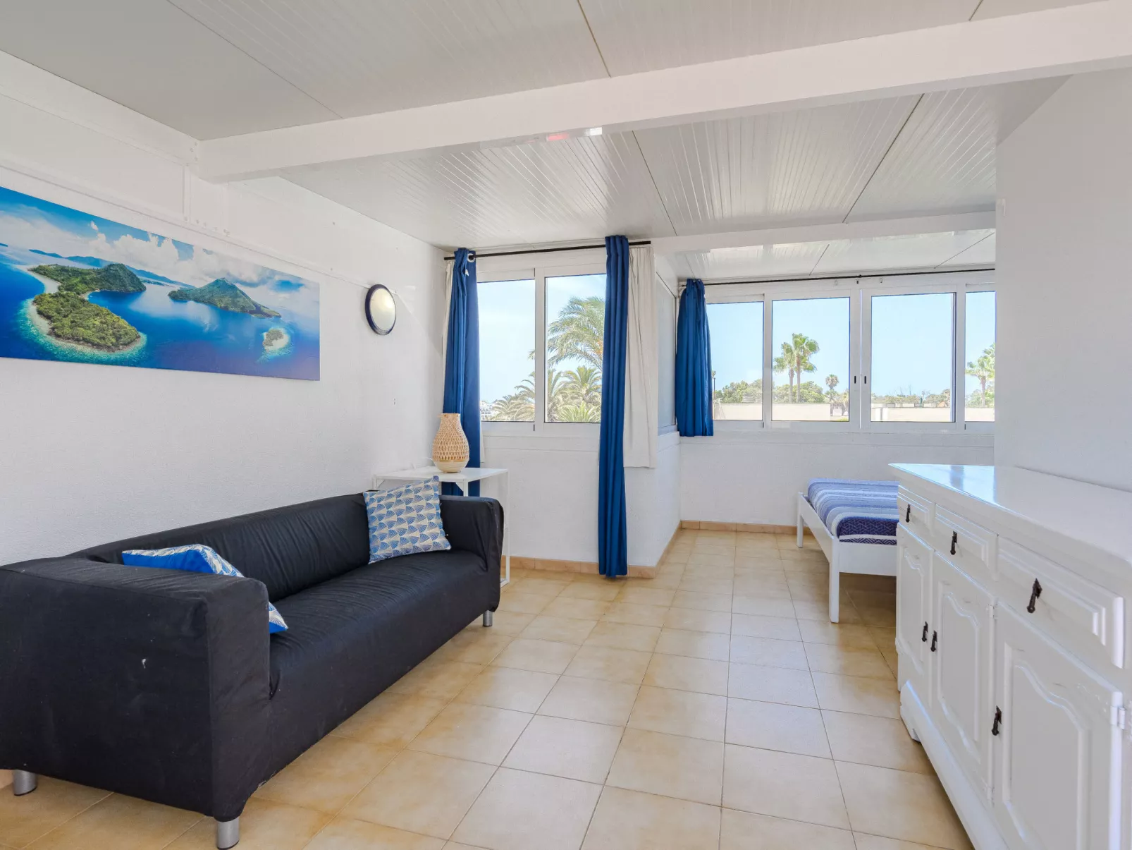 Los Geranios Aqua Duplex-Inside