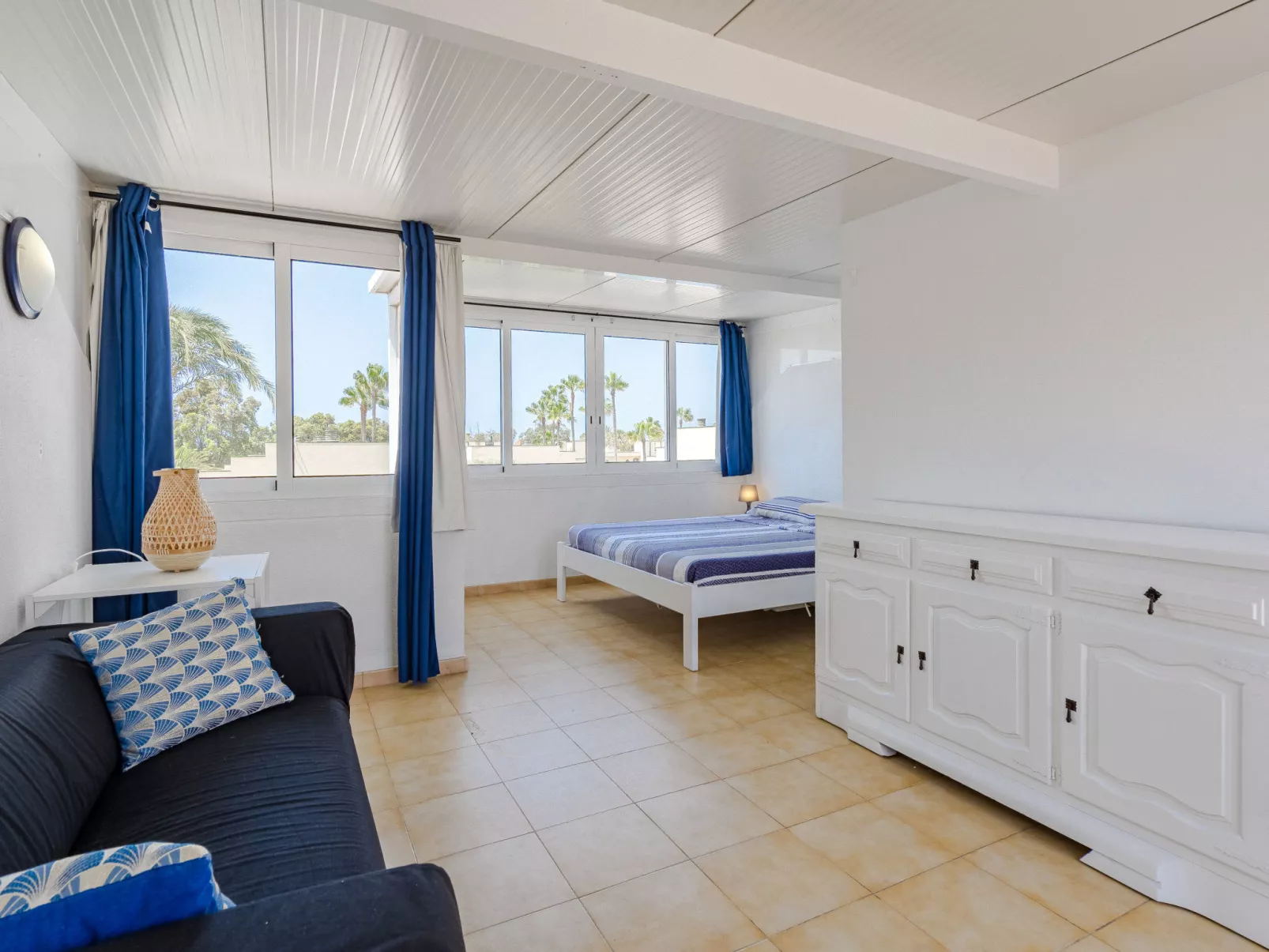 Los Geranios Aqua Duplex-Inside