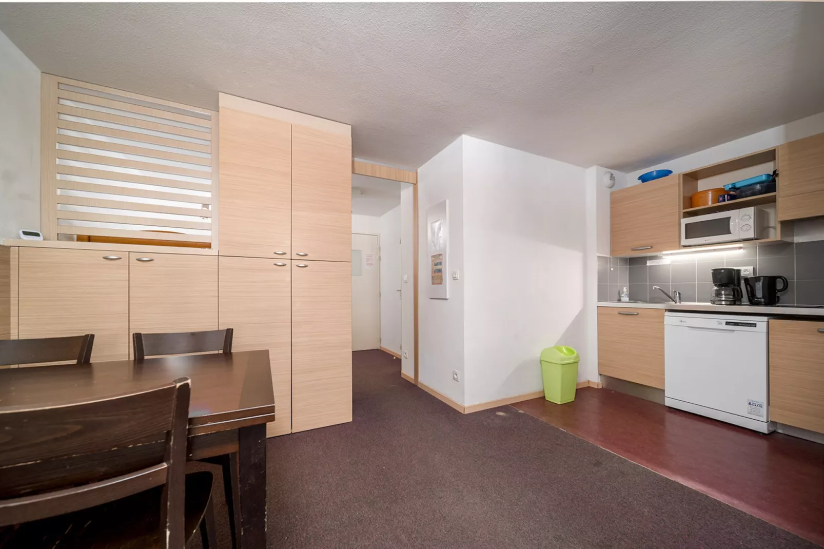 C. du Verdon N°2104 - 2P6-Living room