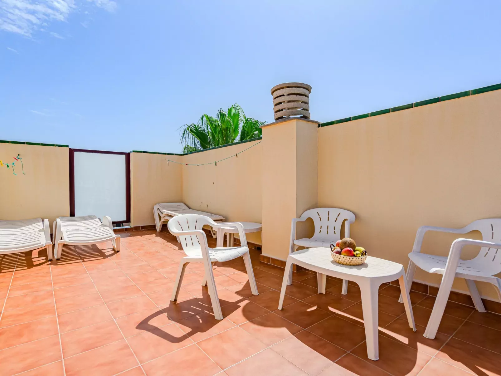 Tagoro Solarium & Pool View-Outside