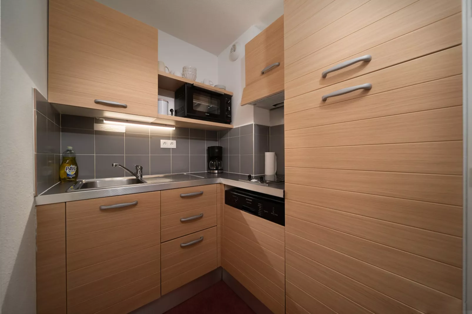 C. du Verdon N°3501 - 3P6C-Kitchen