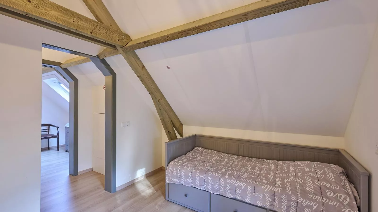 Bosbeertje 43-Bedroom