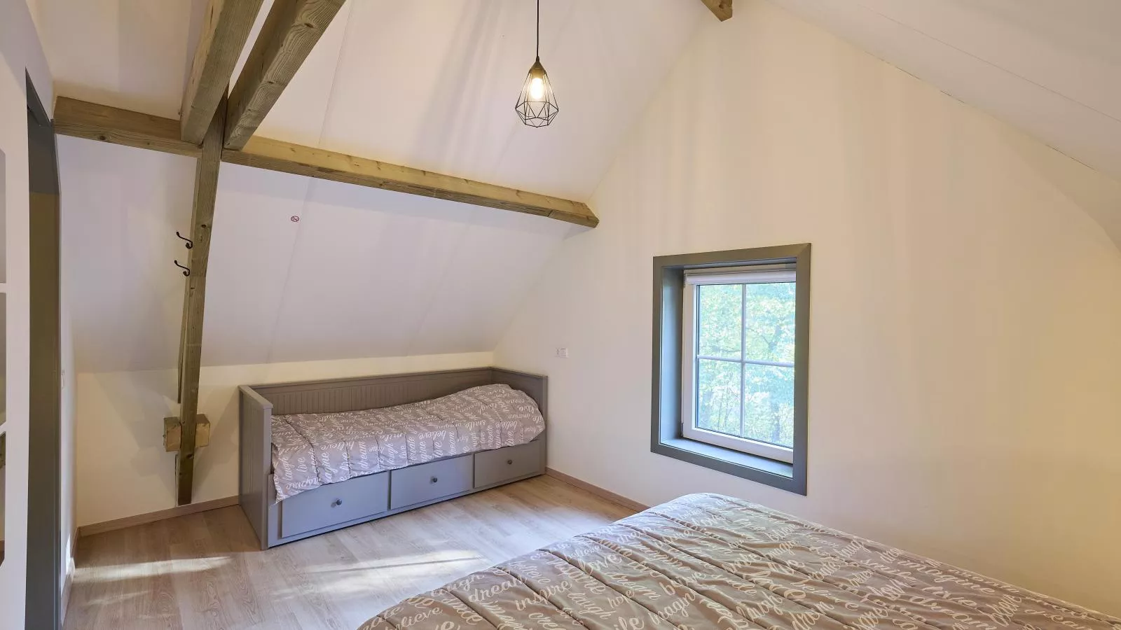 Bosbeertje 43-Bedroom