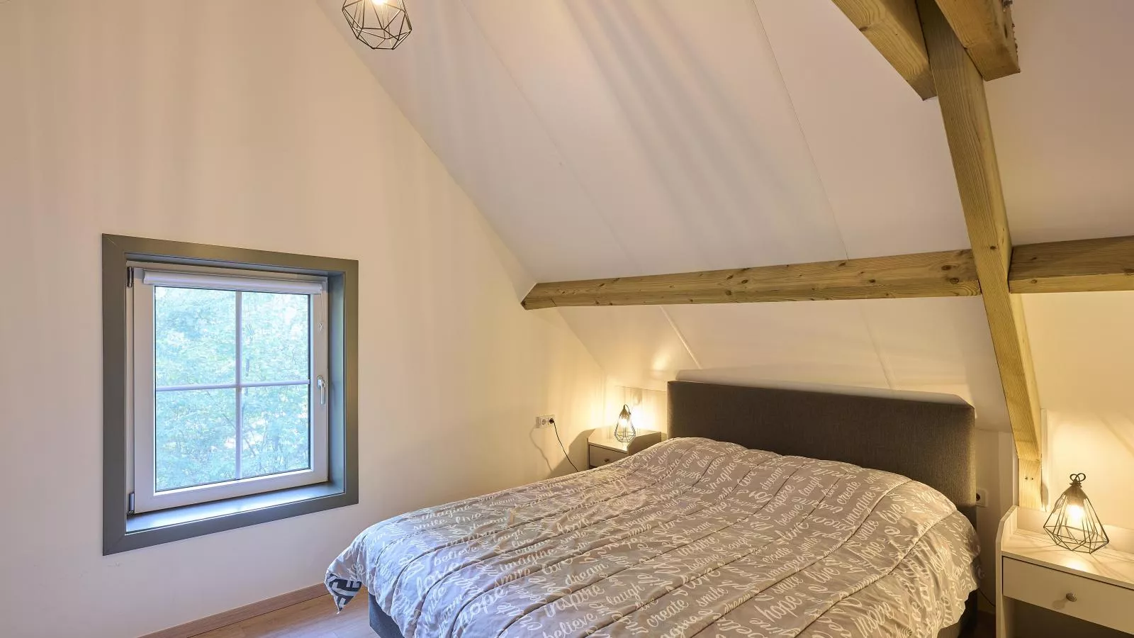 Bosbeertje 43-Bedroom