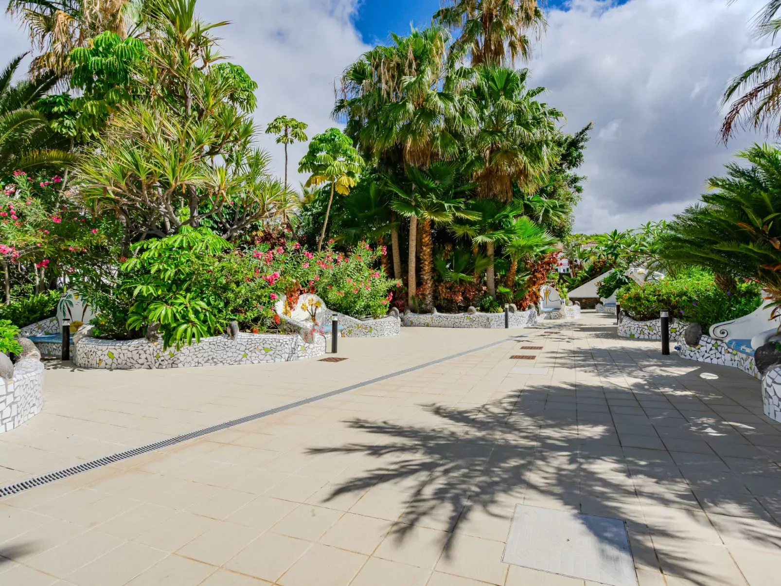 Parque Don Jose-Outside
