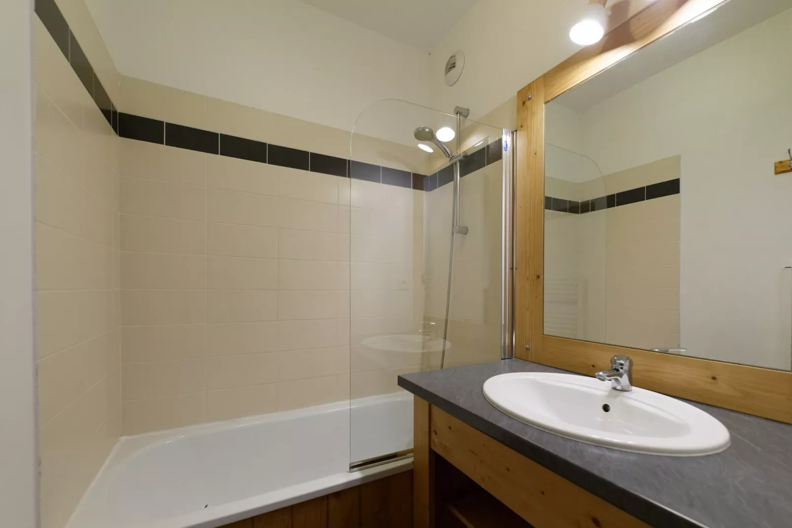 T.Bergerie B N°406 - 2P6C-Bathroom