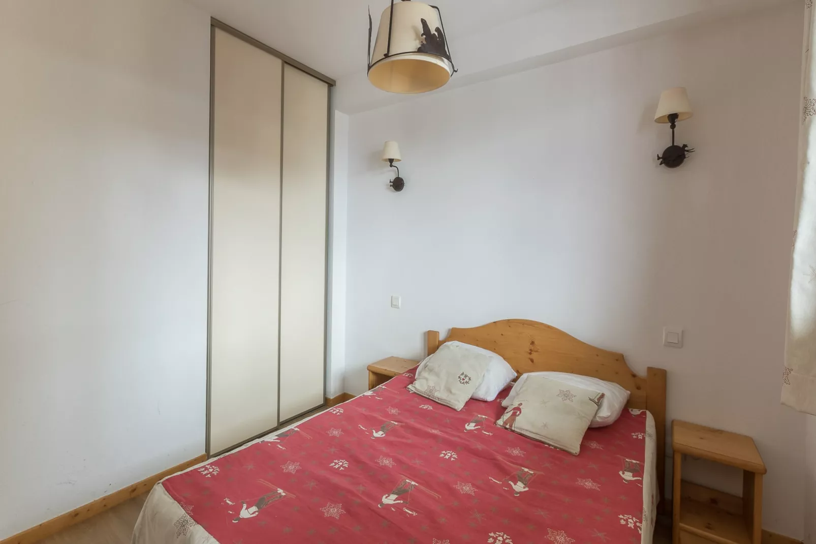 T. Bergerie B N°203 - 2P6C-Bedroom