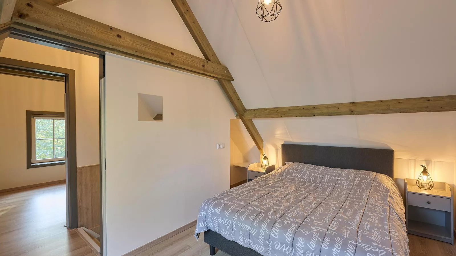 Bosbeertje 43-Bedroom