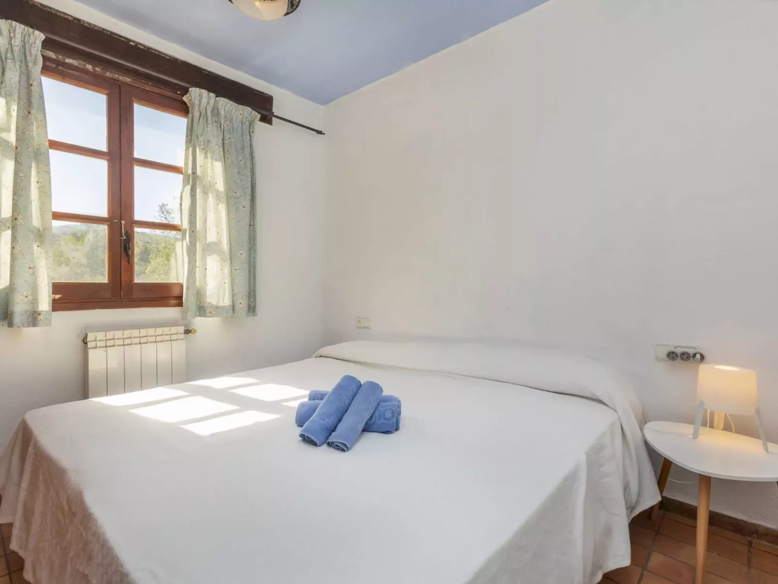 Santorini-Inside