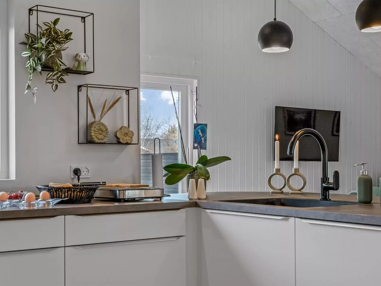 "Frederikke" - 990m from the sea-Inside