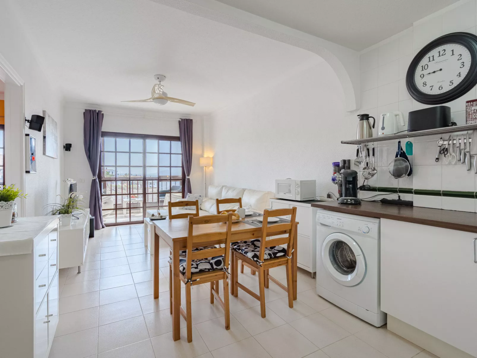 Balcon del Mar Cozy Nest-Drinnen