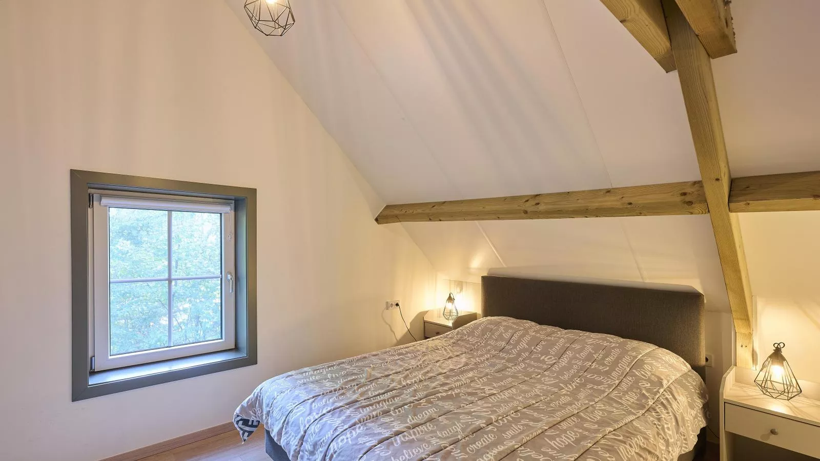 Bosbeertje 43  45-Bedroom