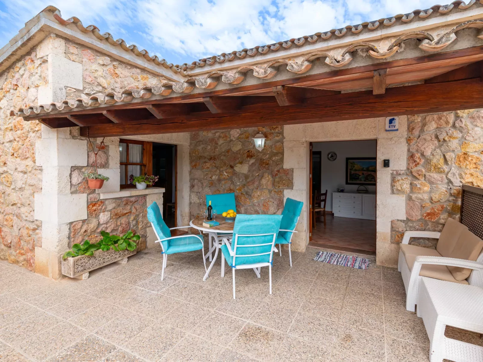 Villa Colonya Jaume-Outside