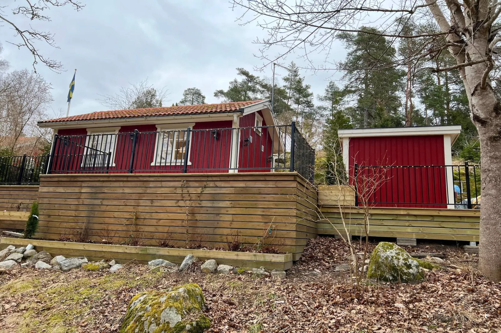 2 person holiday home in FäRENTUNA
