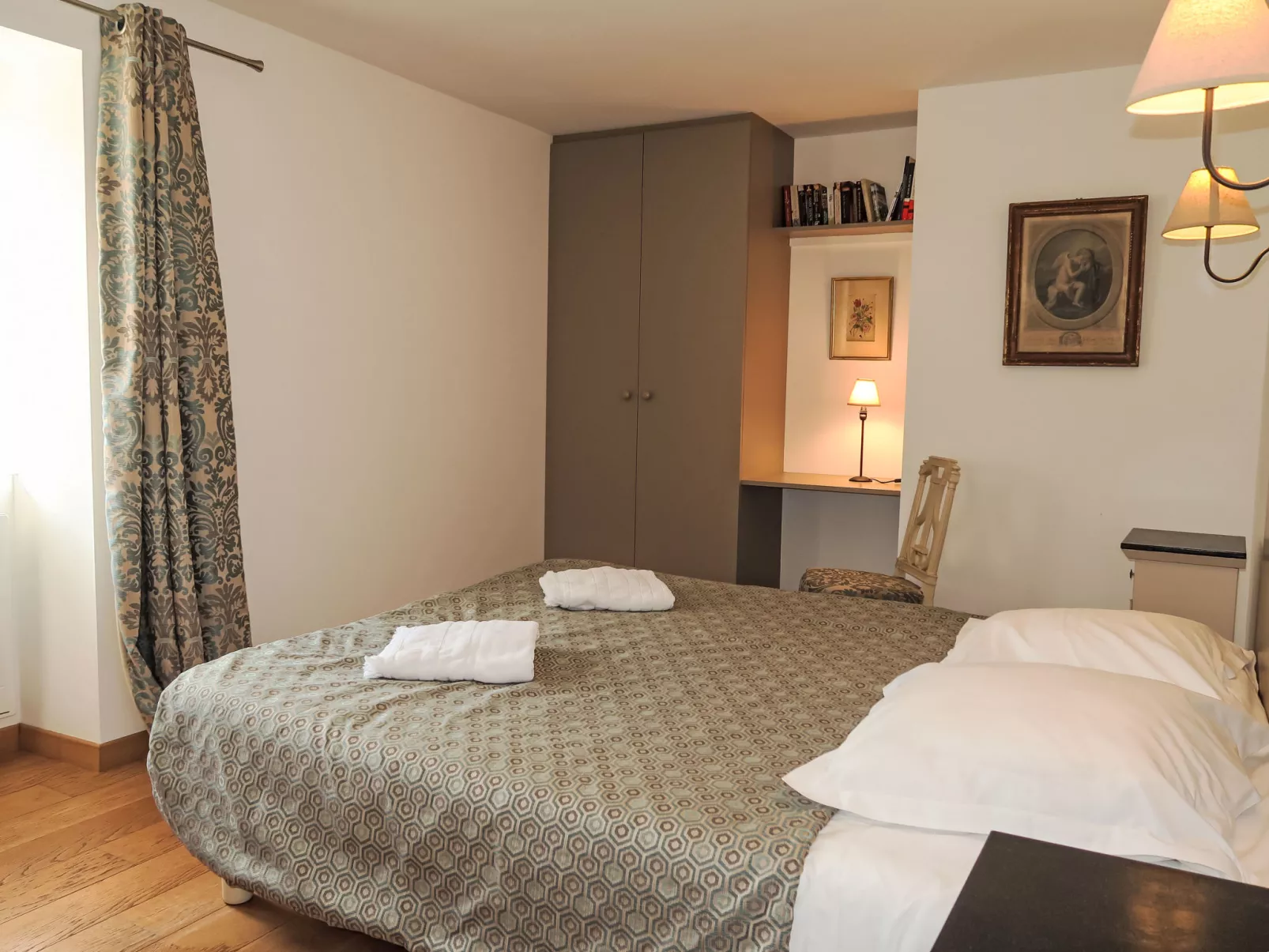 La Manoir du Moros-Inside