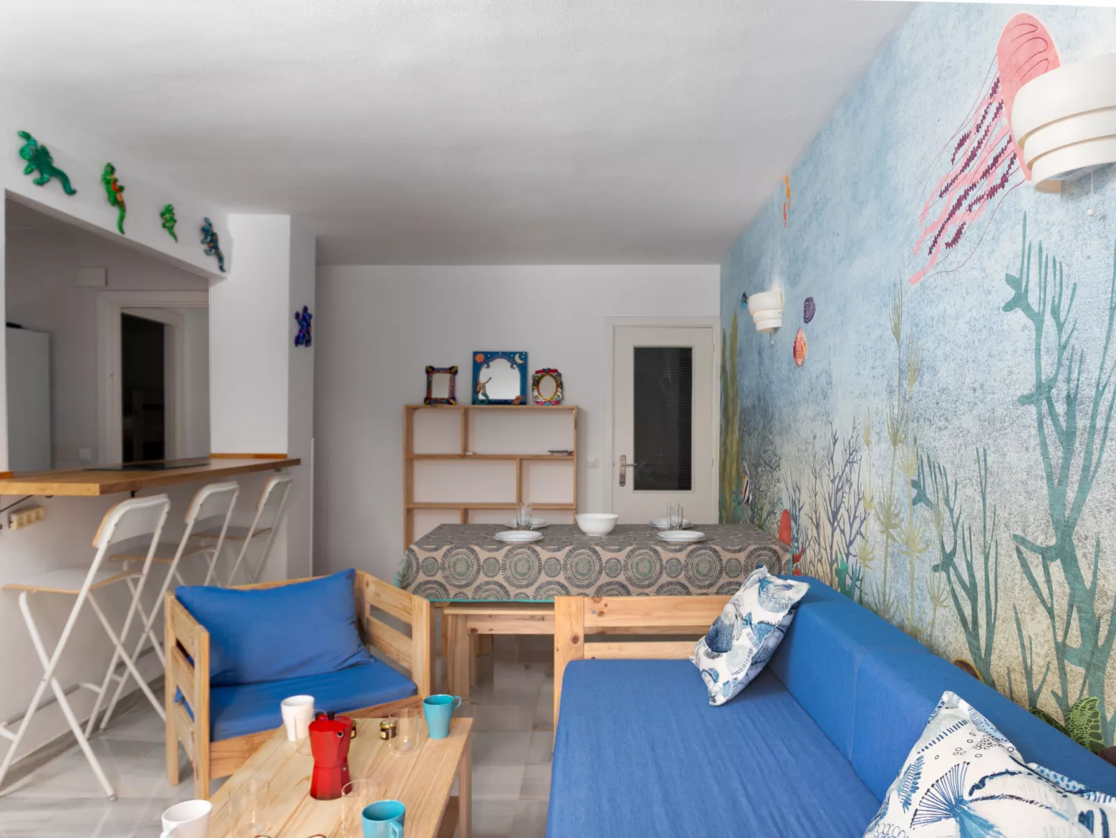 First Line Arena Beach-Inside