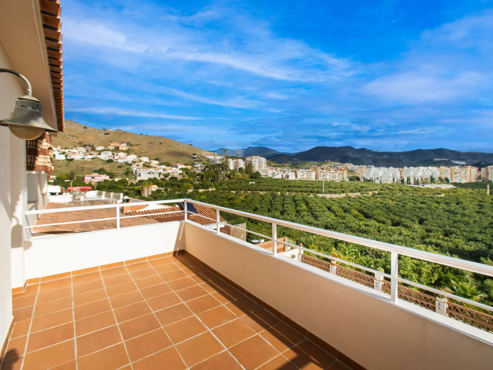 Cerro de Mariote-Outside