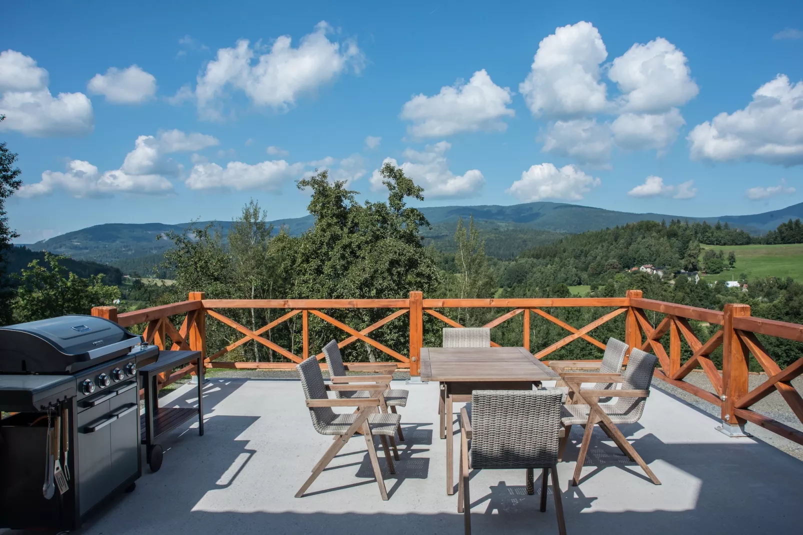 Hutisko - Solanec MHA555-Terrasse