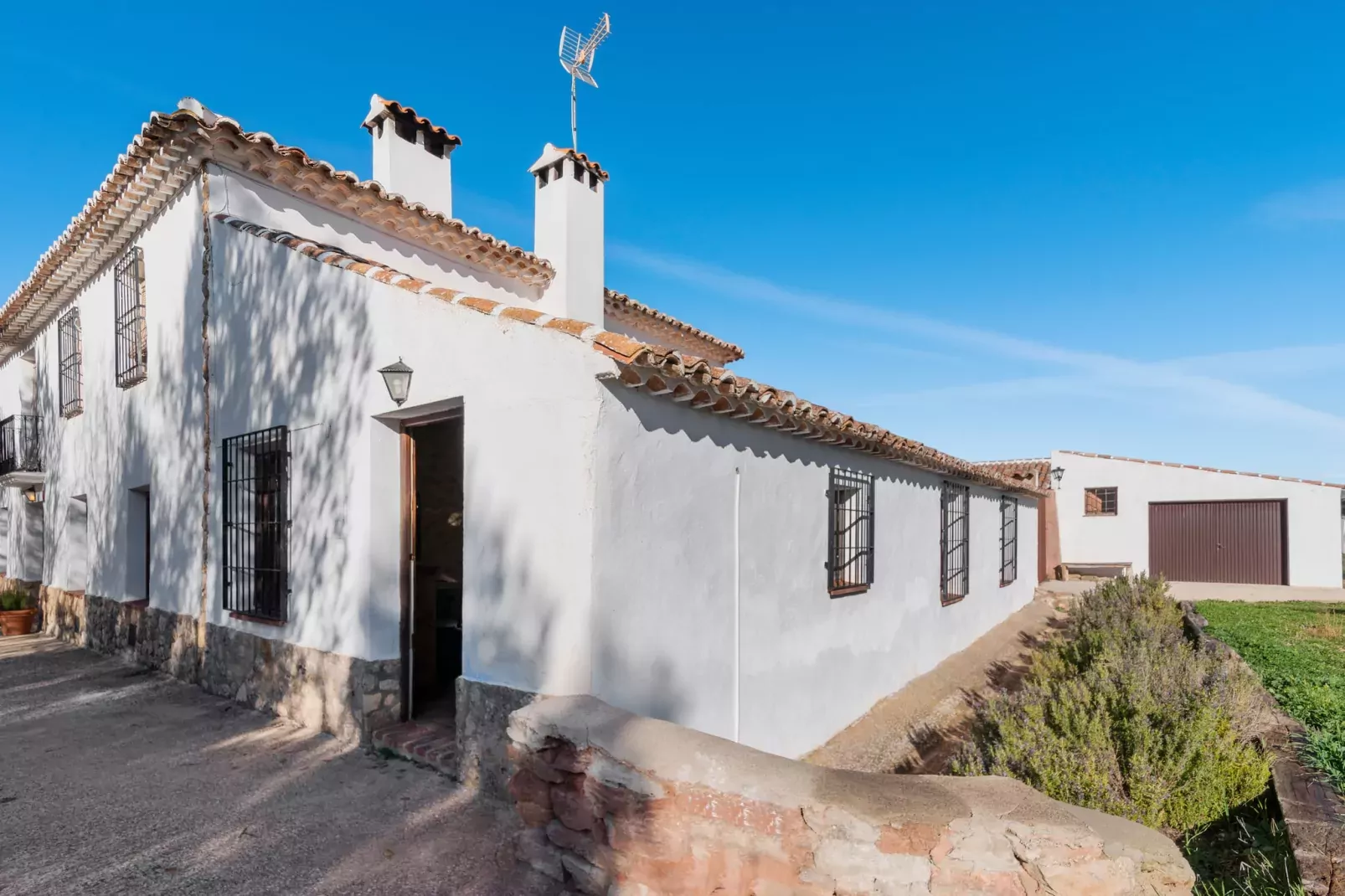 Casa del Guarda 6-Exterior summer