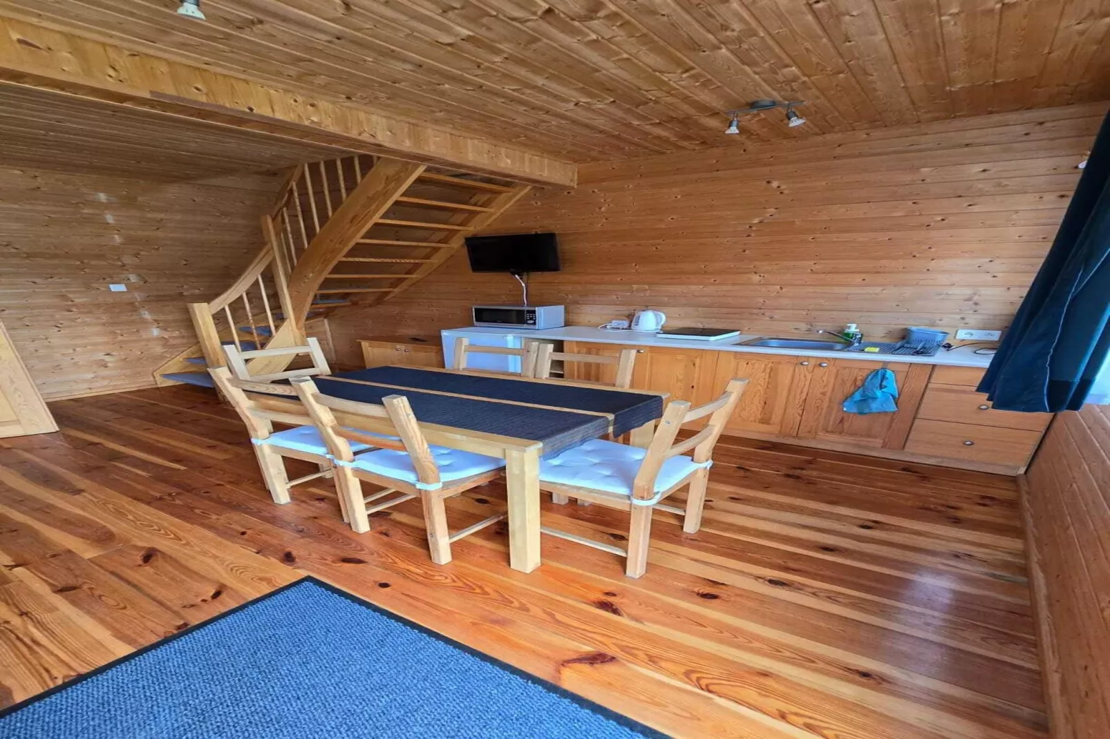 Domki wakacyjne STANDARD dla 6 osób Sarbinowo-Dining room