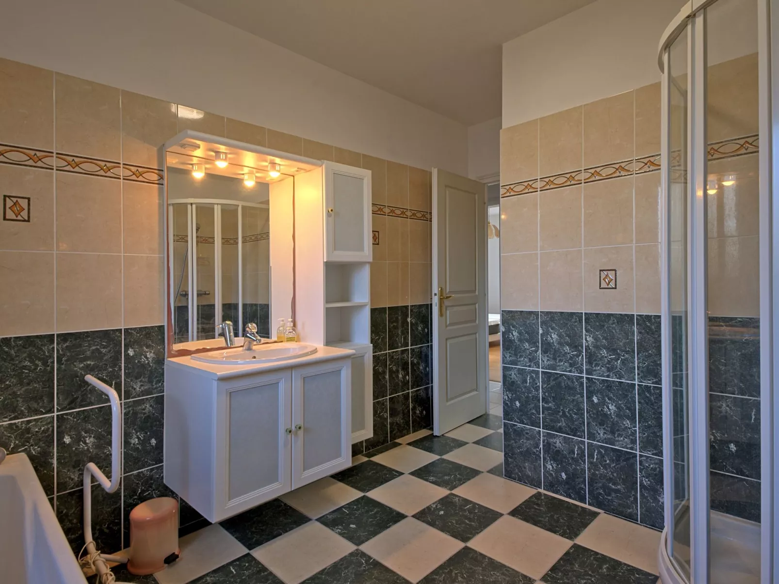 Villa au Parc Ny-Inside