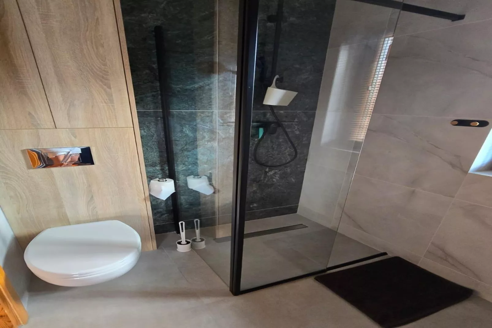 Domek wakacyjny PREMIUM dla 4 osób Sarbinowo-Bathroom