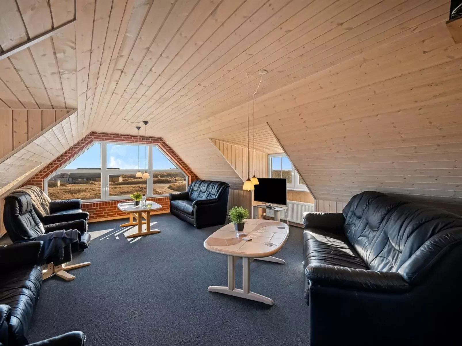 "Gytha" - 75m from the sea-Drinnen