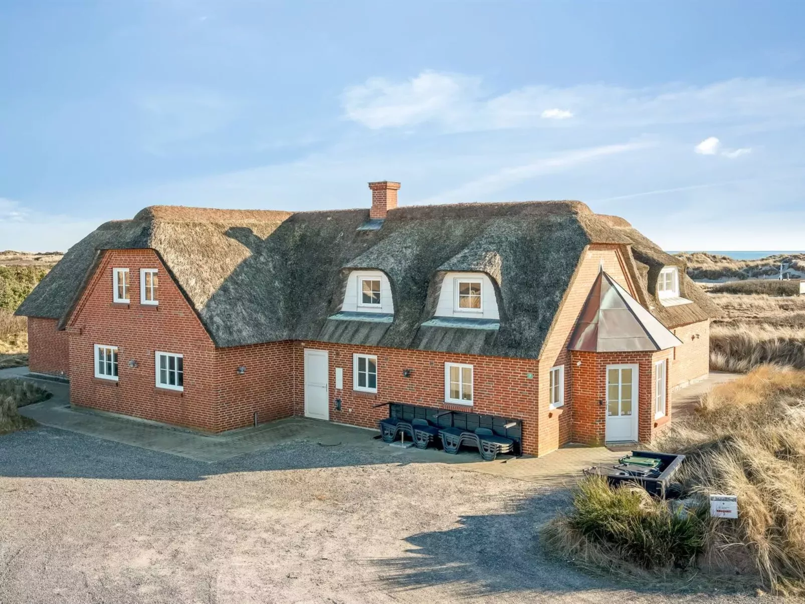 "Gytha" - 75m from the sea-Drinnen