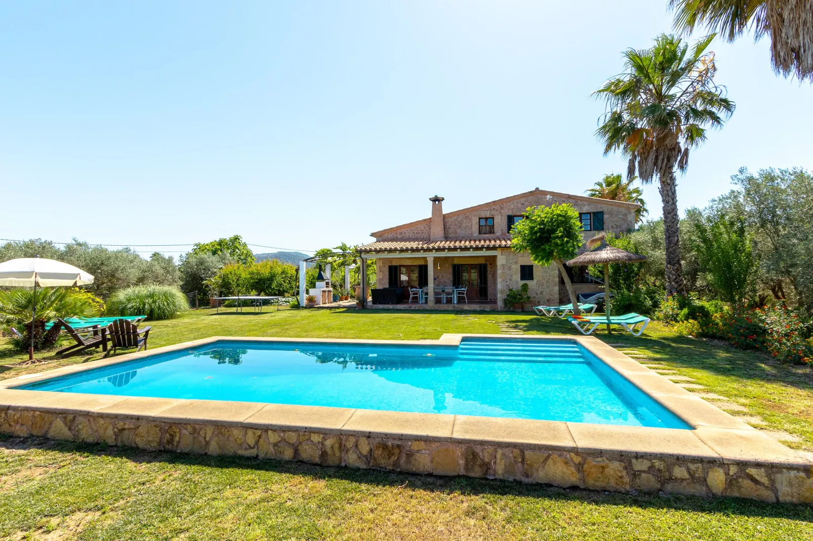 Cal Mercader Gran Villa con Piscina y Jardín - 10209750