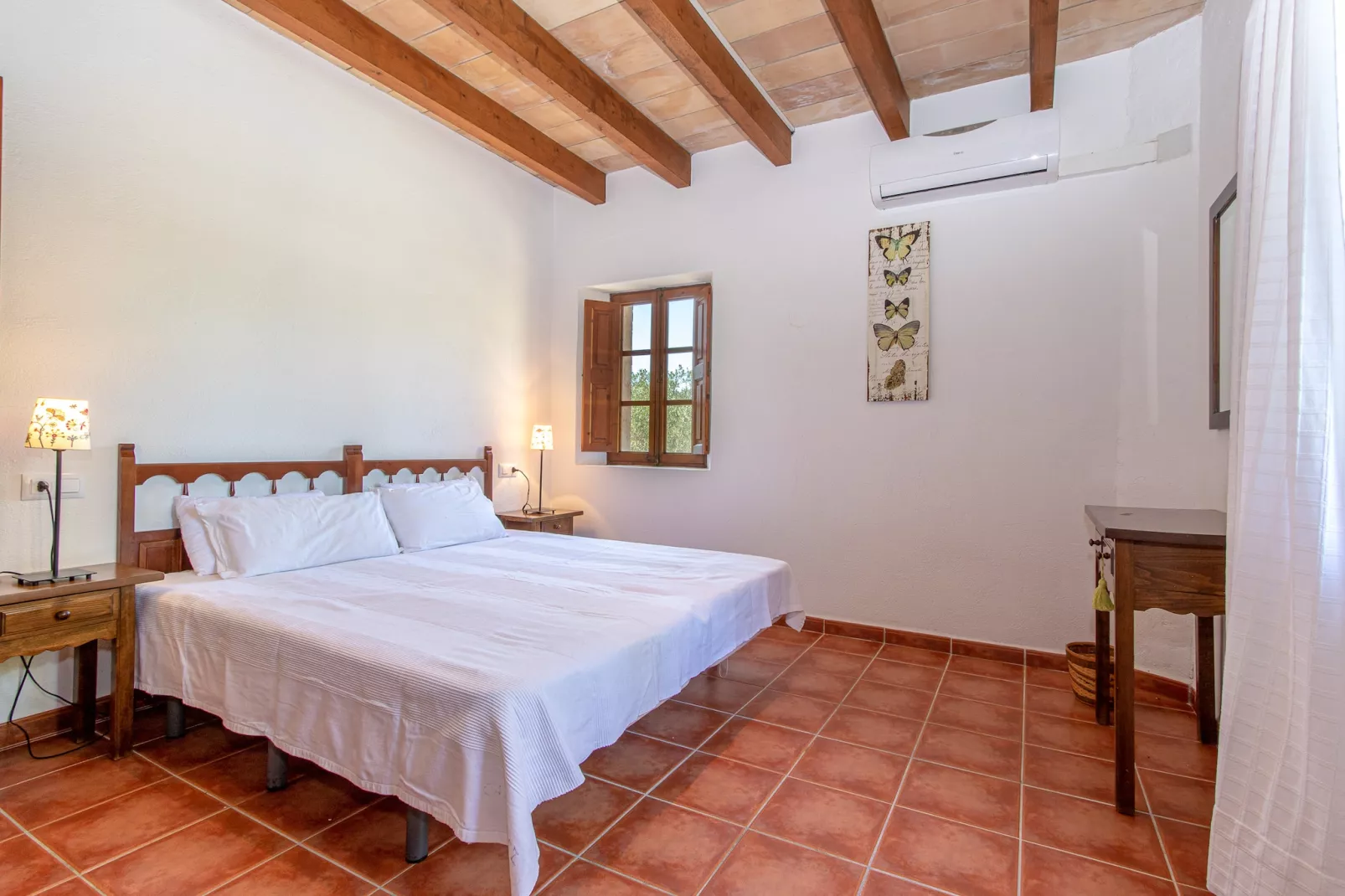 Cal Mercader Gran Villa con Piscina y Jardín-Schlafzimmer