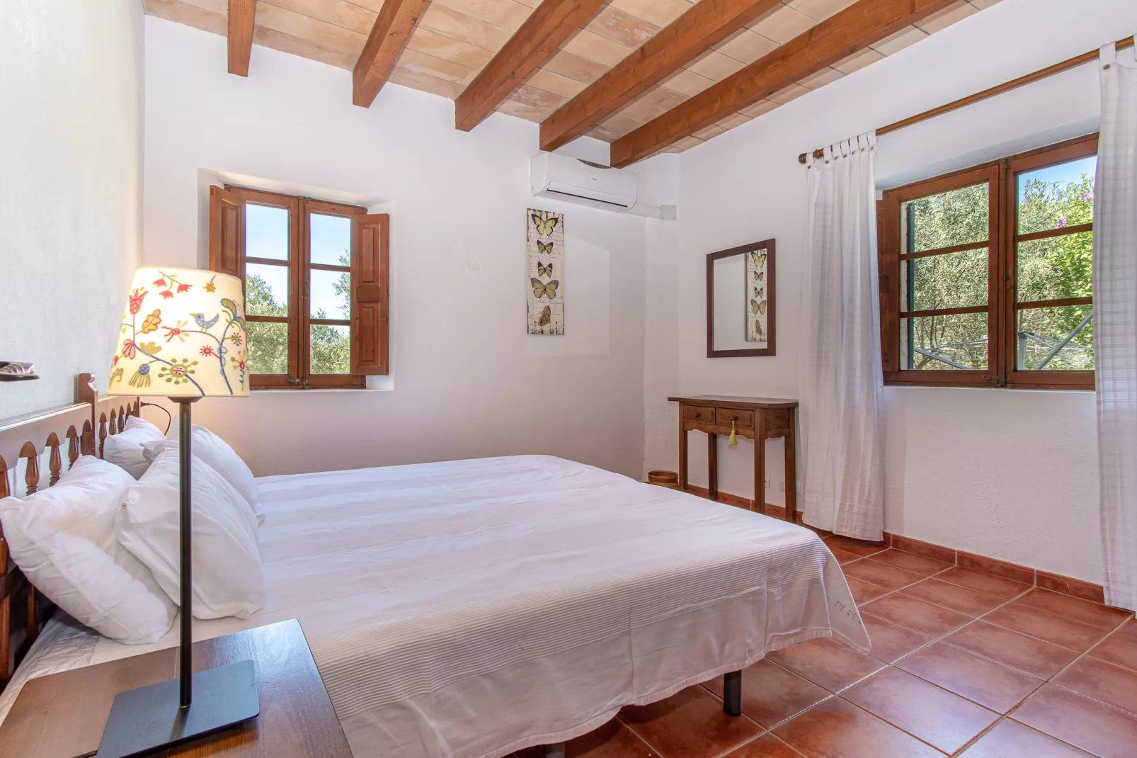 Cal Mercader Gran Villa con Piscina y Jardín-Schlafzimmer