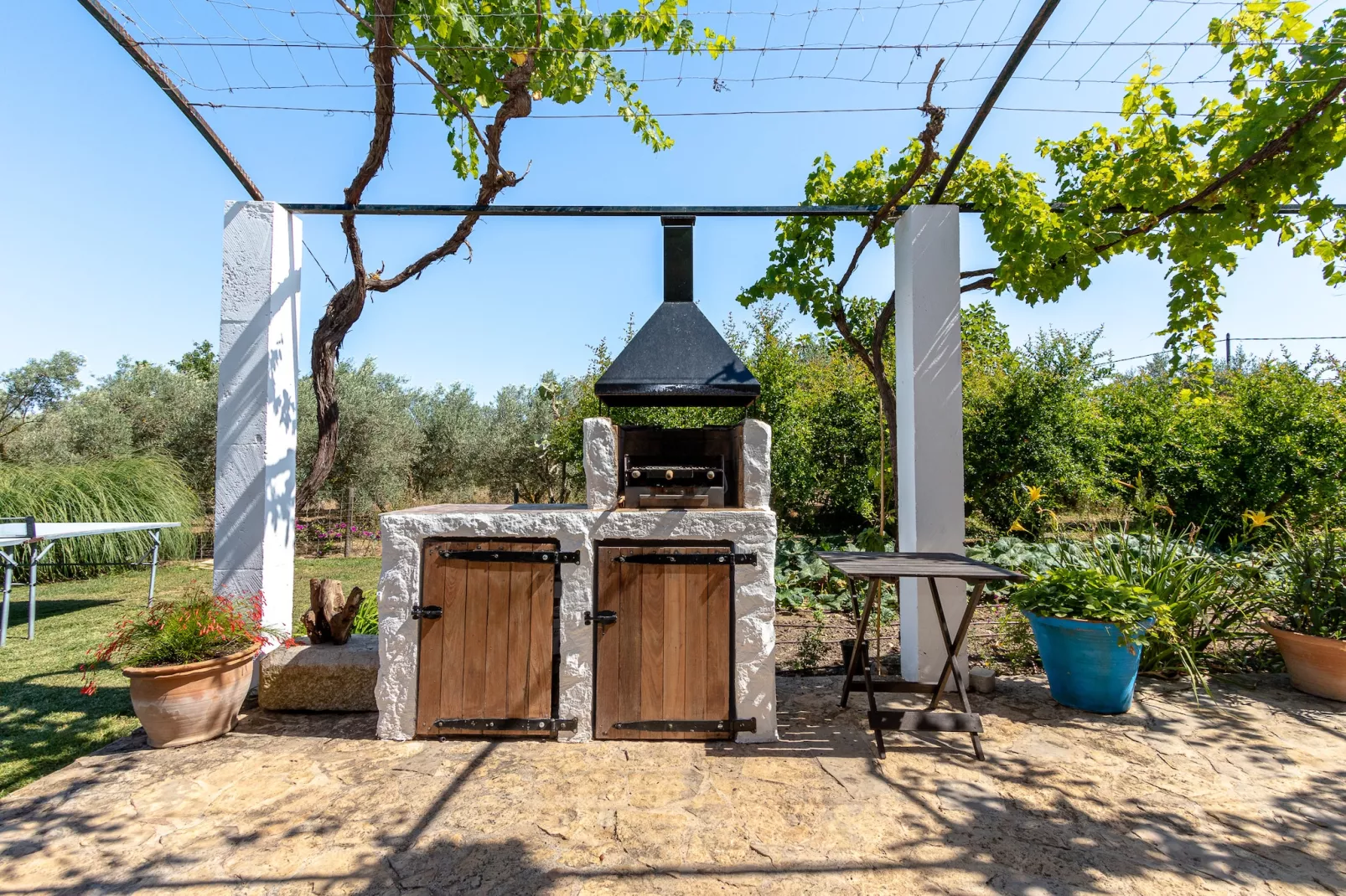 Cal Mercader Gran Villa con Piscina y Jardín-Parkeinrichtungen