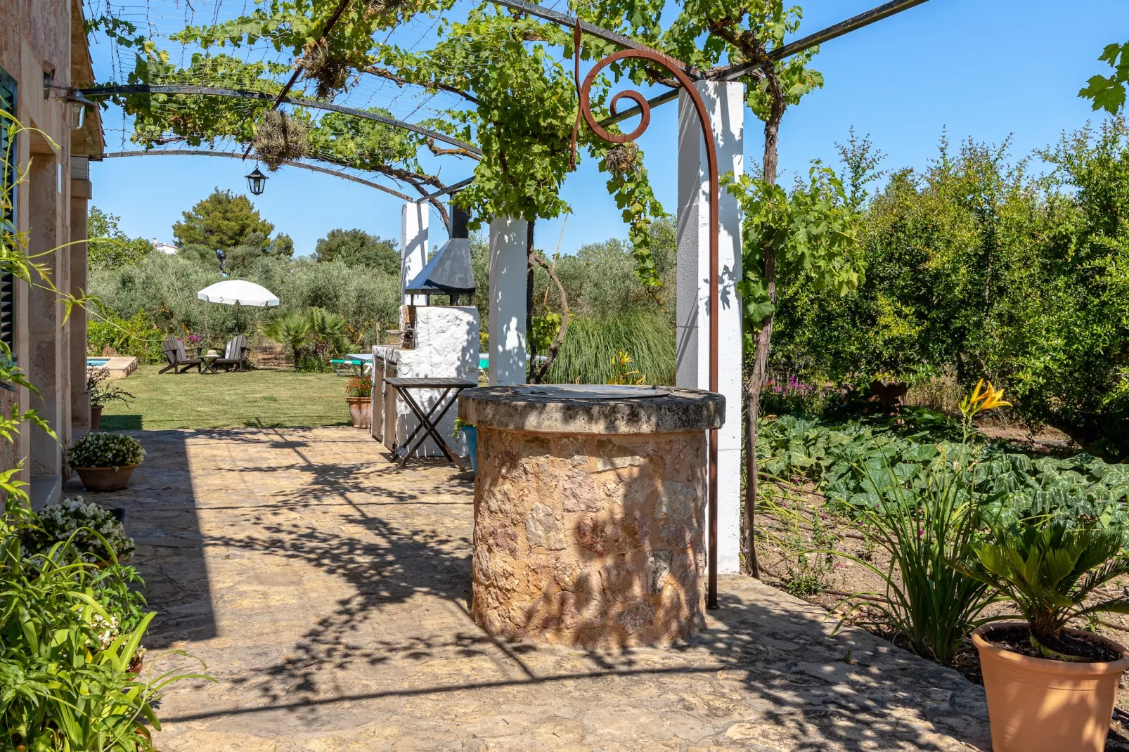 Cal Mercader Gran Villa con Piscina y Jardín-Außenbereich