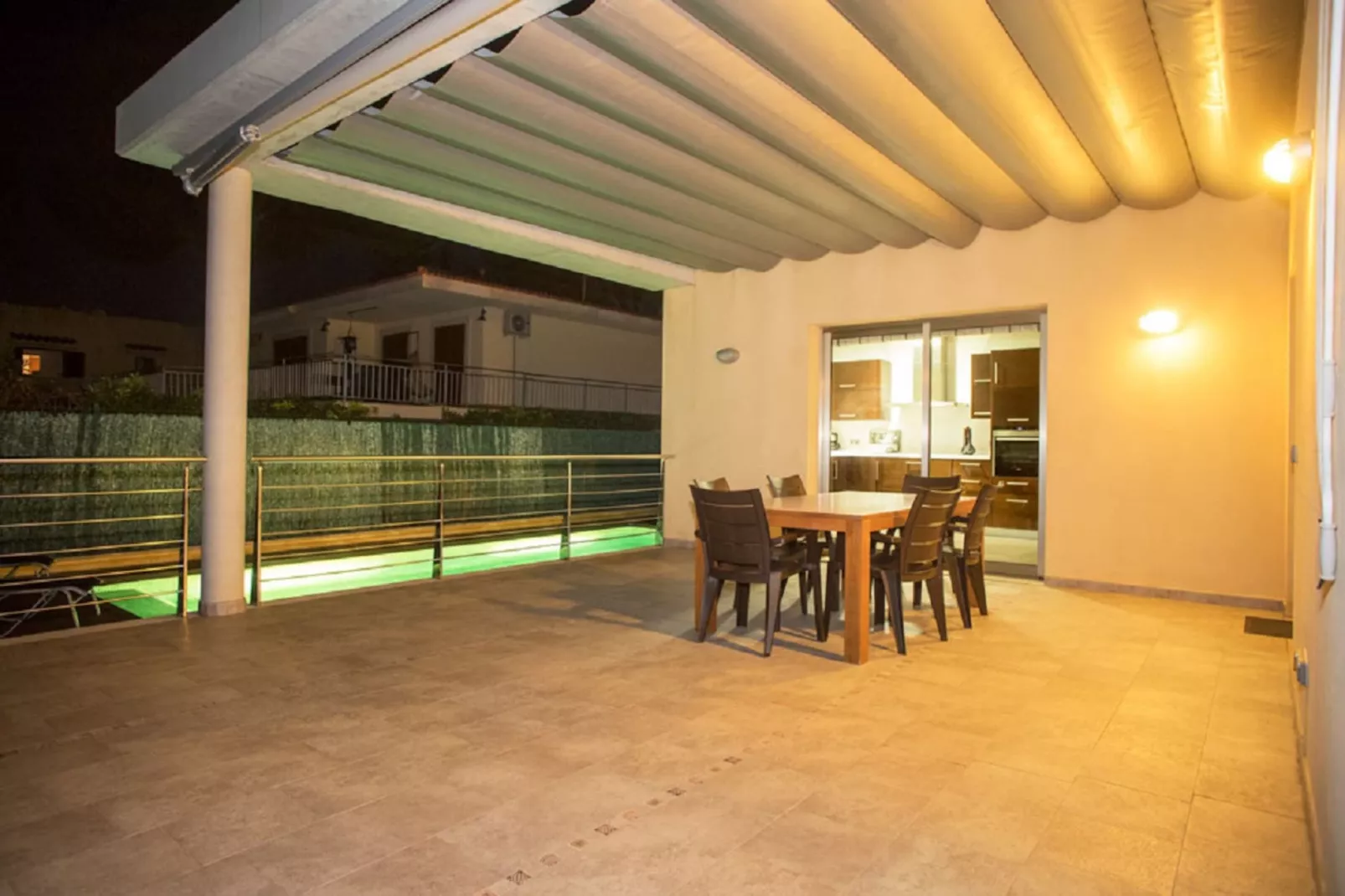 VILLA MEDITERRANEAN-Terrace