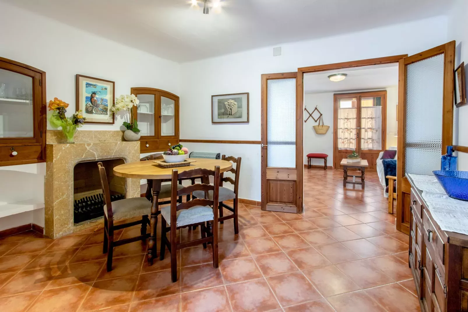 Casa Joana Acogedora Casa de Pueblo con Terraza-Dining room